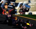 Sebastian Vettel Avustralya Grand Prix (2011) zaferini kutluyor